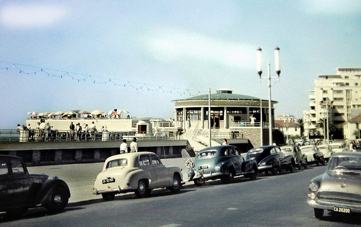 Beach Road in Sea Point around 1957!