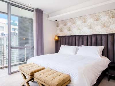 Tranquil Bedroom Retreat at 413 Harbour Bridge