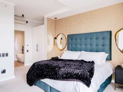 Sophisticated Bedroom with Bold Accents at 413 Harbour Bridge