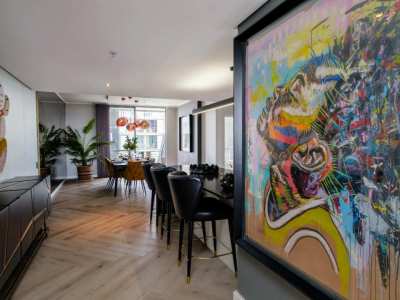 Stylish Dining Meets Urban Art at 413 Harbour Bridge