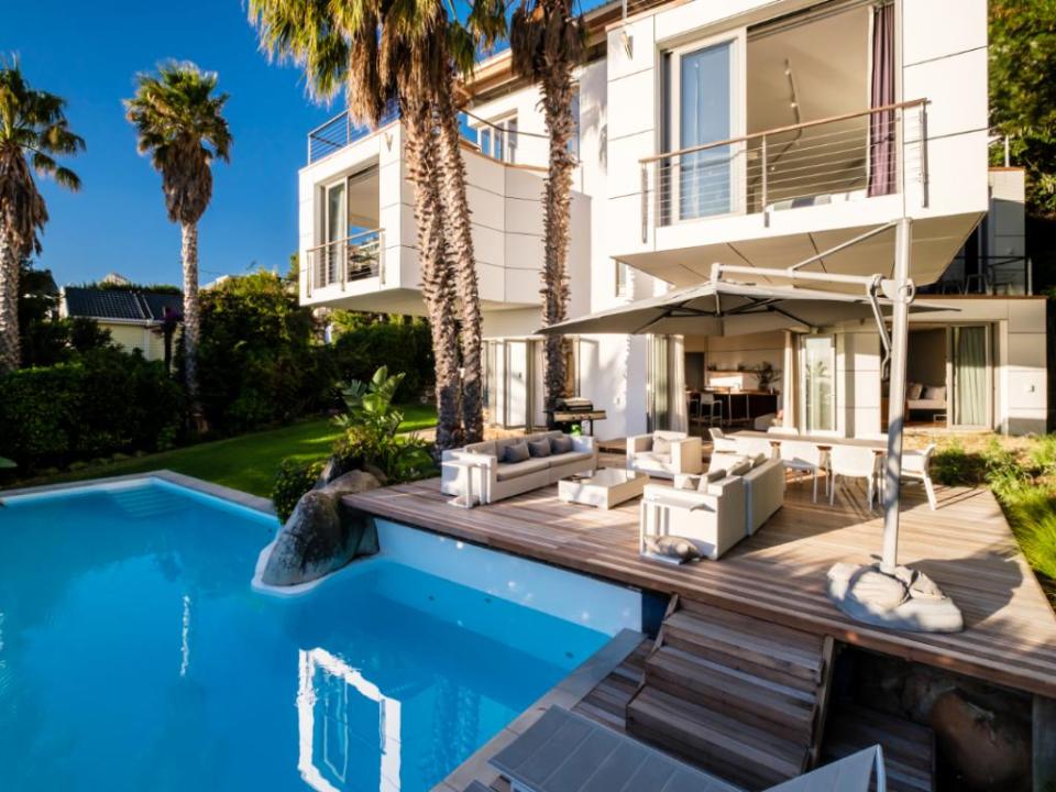 Lobster Villa Camps Bay Cape Town