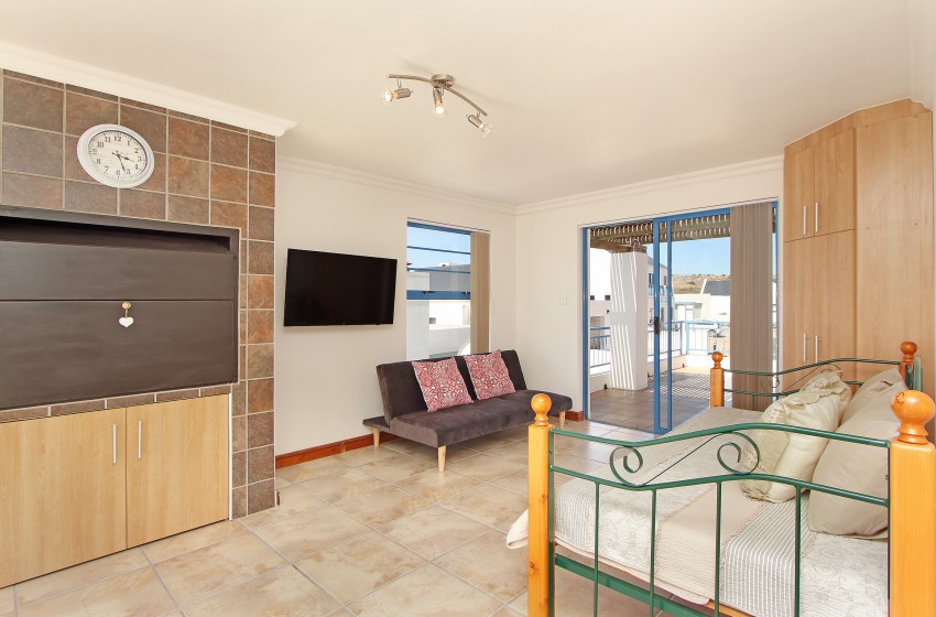 Oyster Retreat in Cape Town