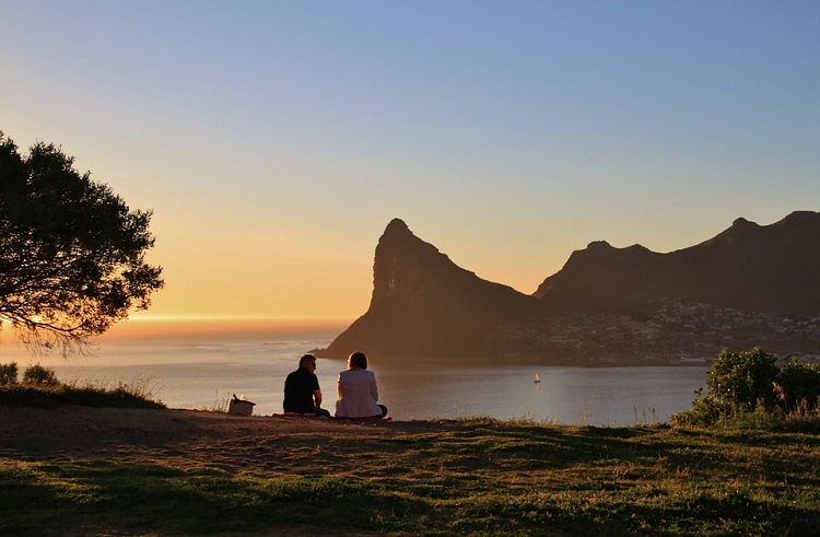 5 Cape Town Summer Activities You Won’t Want to Miss - Sundowners