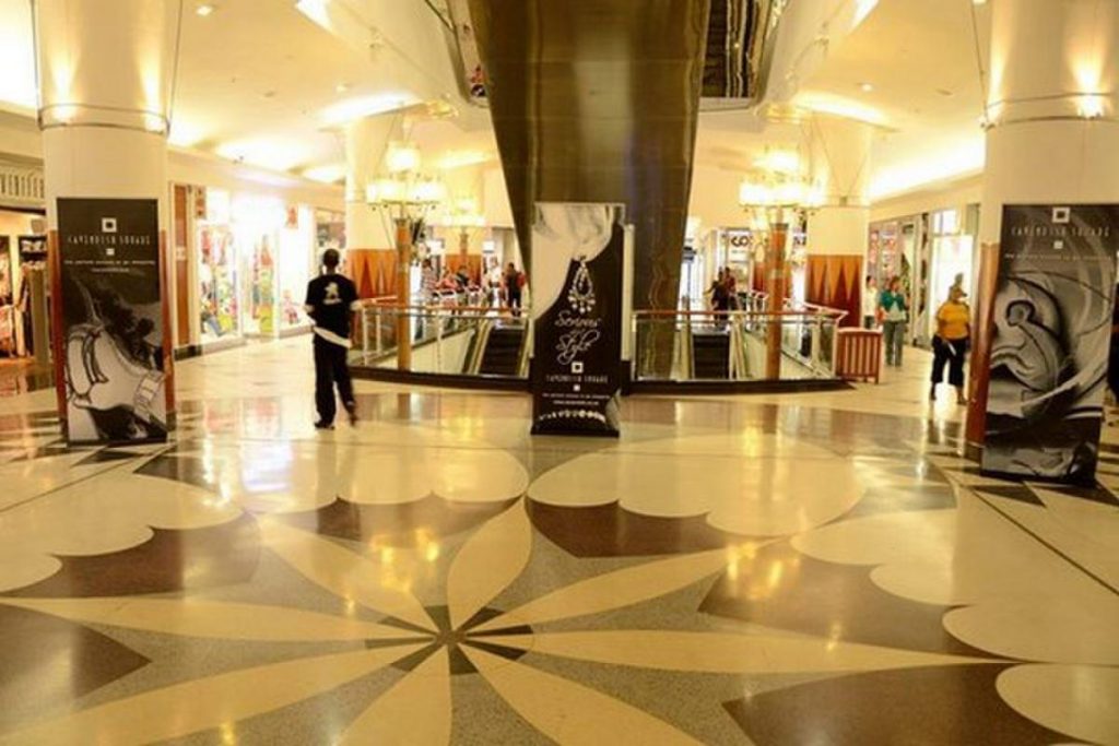 shopping malls in Cape Town