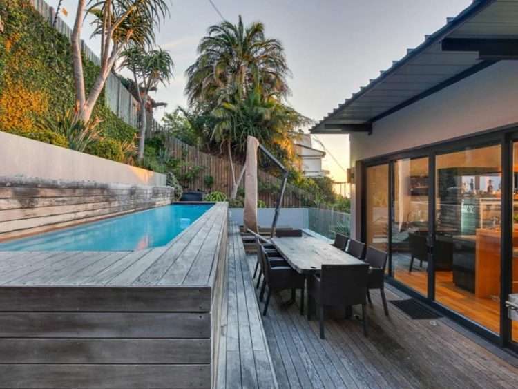 summer villas in Cape Town