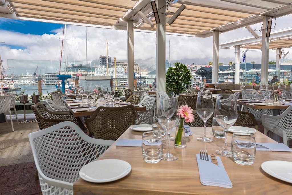 waterfront restaurants and bars in Cape Town