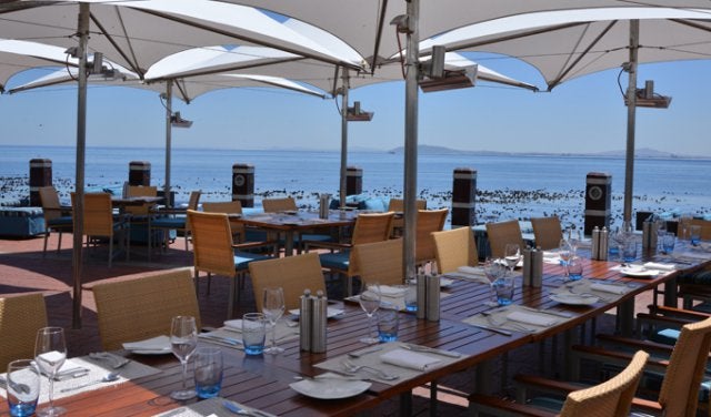 waterfront restaurants and bars in Cape Town