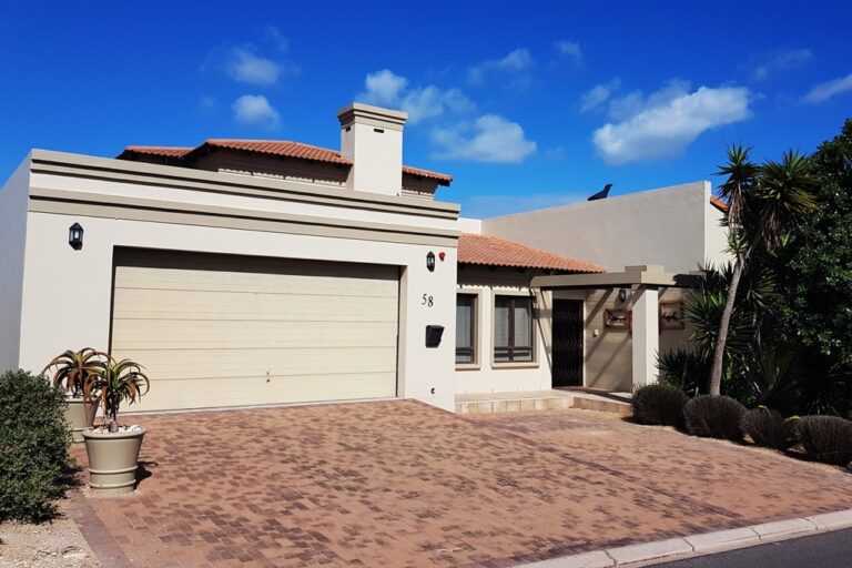 1 MK_Outside View