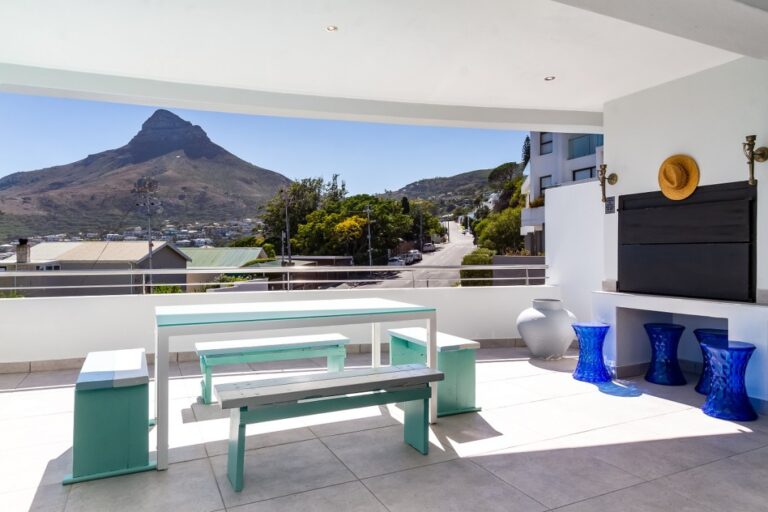 52.-Front-Pool-Deck