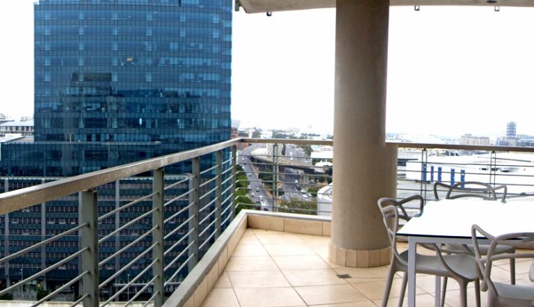 ALEC BALCONY VIEW