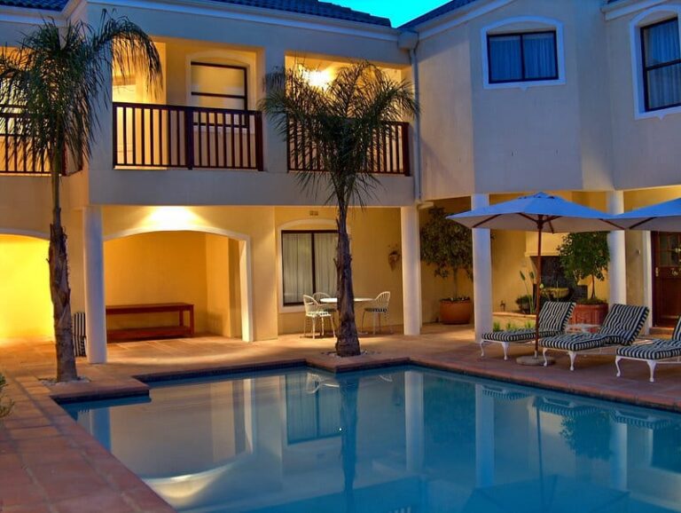 courtyard-5