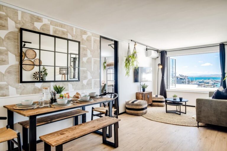 Open-Plan Living and Dining Area with Panoramic Ocean Views at Views for Days