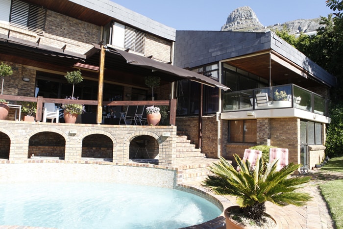 outside-pool-area
