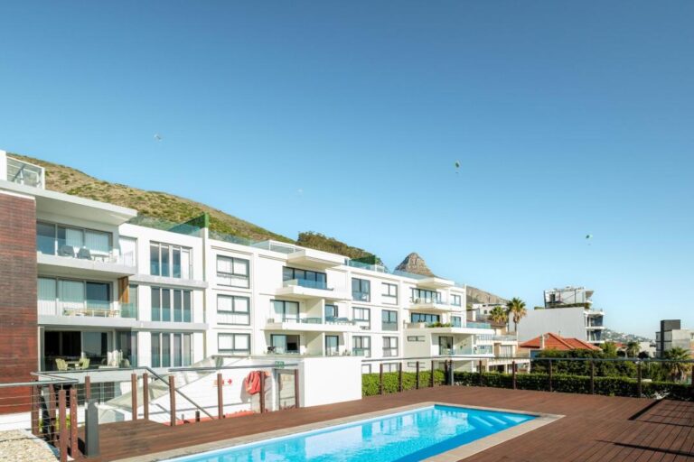 Communal Pool with Mountain Views and Sun Deck at Nobelium