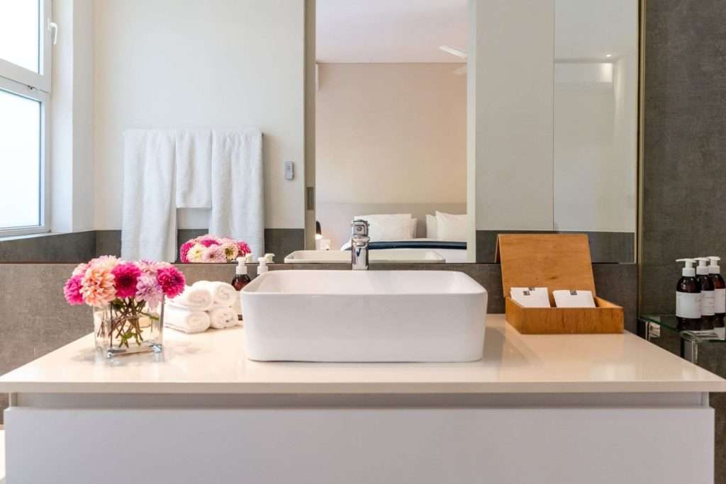 Thabisa-penthouse-Bathroom-2.jpg