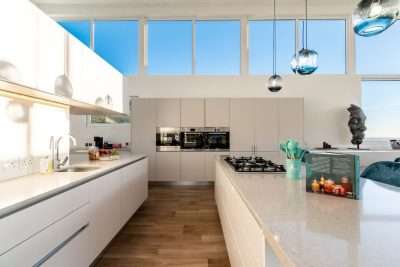 Thabisa-penthouse-Kitchen-400x267.jpg