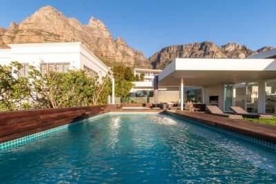 Thabisa-penthouse-Pool-I-Table-Mountain-View-400x267.jpg