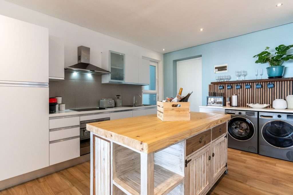 Thabisa-villa-Kitchen-Apartments.jpg