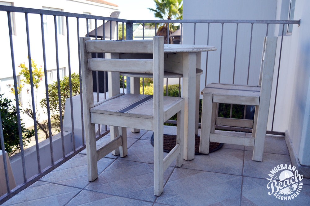 balcony+seating+(1)