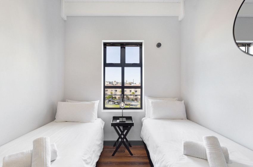 Manhattan-On-Coral-Rooftop-Apartment.-25