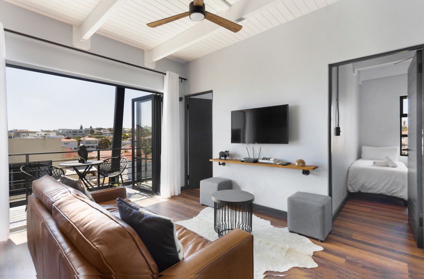Manhattan-On-Coral-Rooftop-Apartment.-8